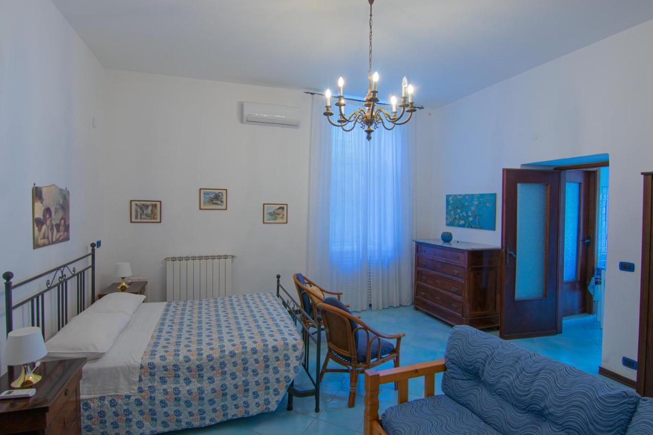 Ponza Holiday Homes - Santa Maria Εξωτερικό φωτογραφία